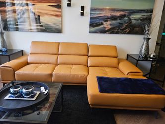 New Tangerine Sectional Couch with Chaise! Free Delivery 🚚!