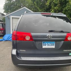 2009 Toyota Sienna