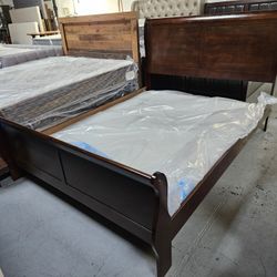 Cherry Queen Sleigh Bed