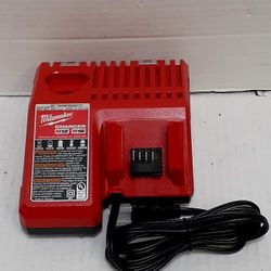 Milwaukee M12 and M18 12-Volt/18-Volt Lithium-Ion Multi-Voltage Battery Charger
Brand New 
