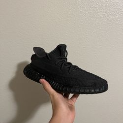 Yeezy 350 V2