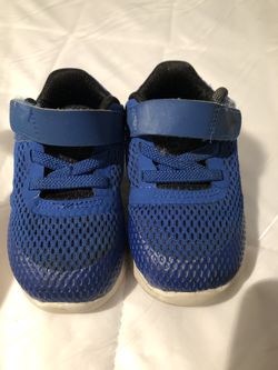 Toddler Nikes sz 6c
