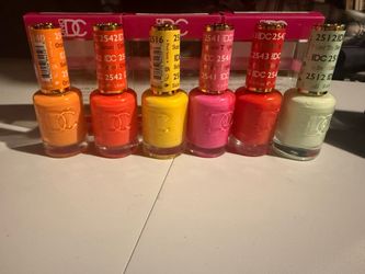 DND NAIL POLISH