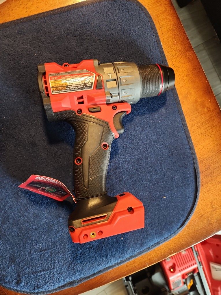 Milwaukee M18 Hammer Drill Fuel Brushless