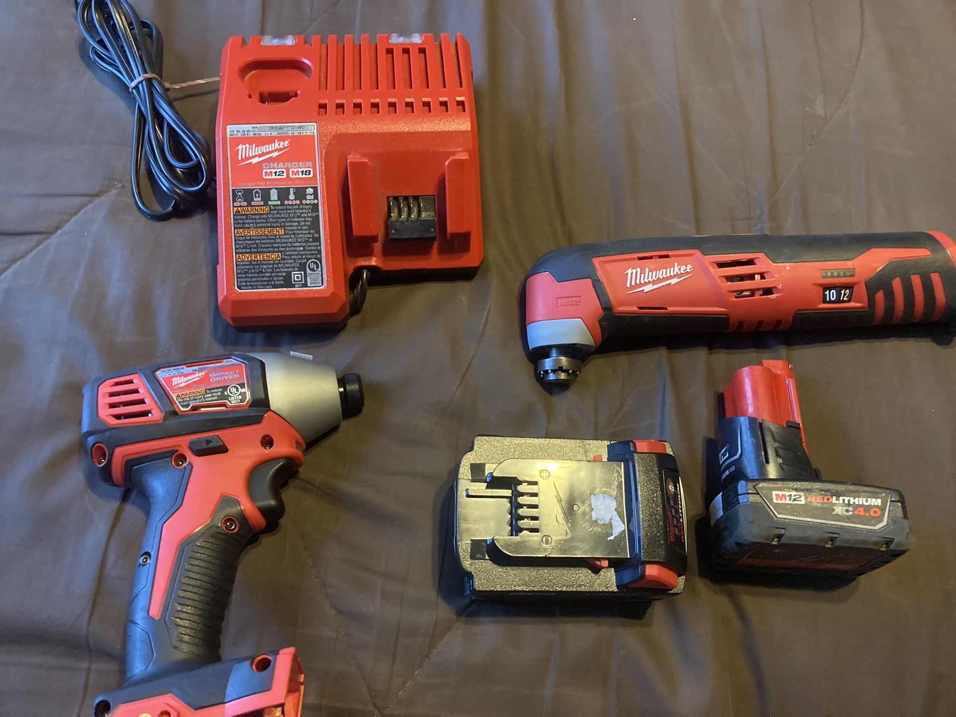 Milwaukee 1/4 hex impact & Multi tool combo