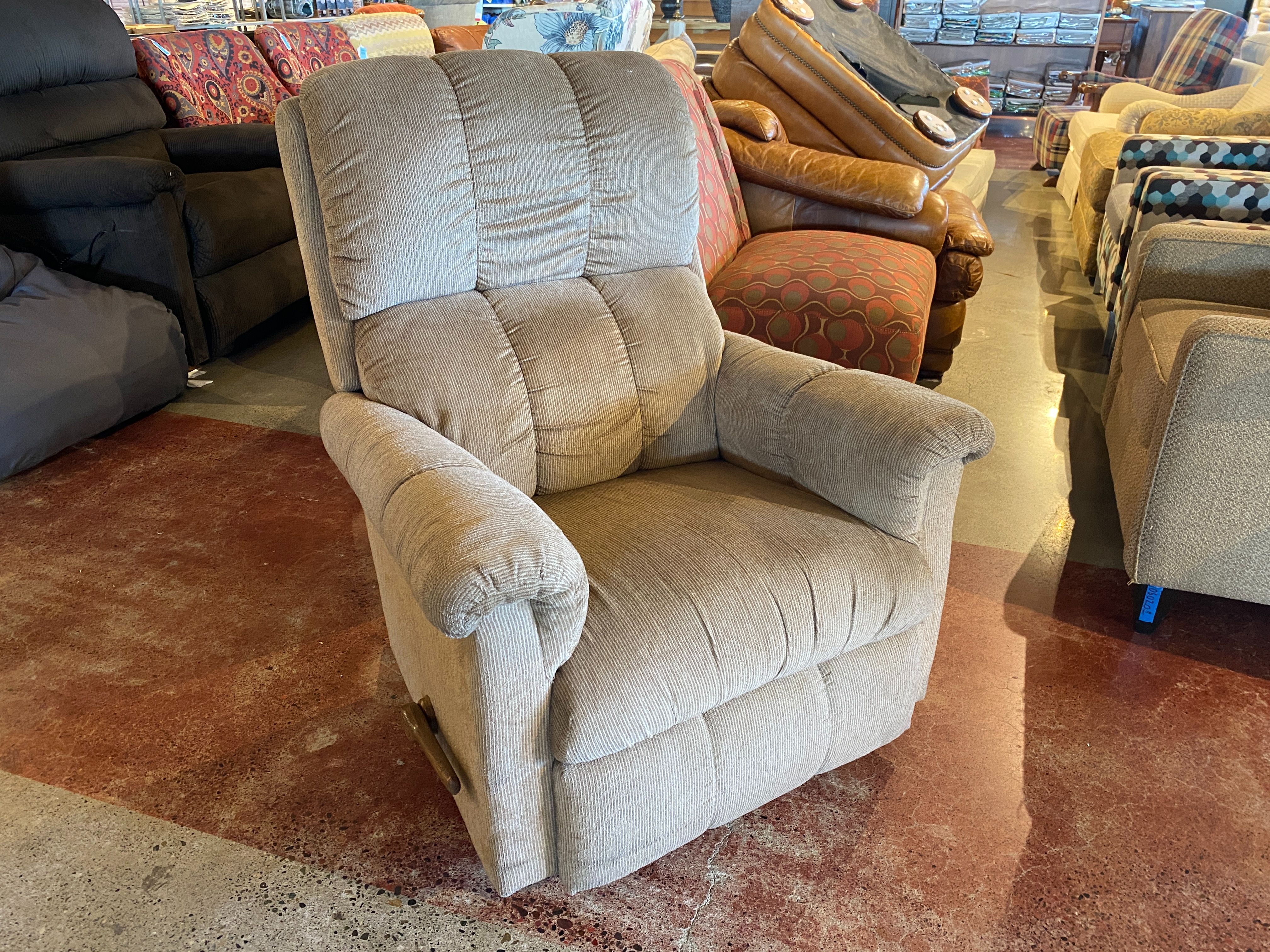 LA-Z-BOY Manual Reclining Rocking Chair – Beige