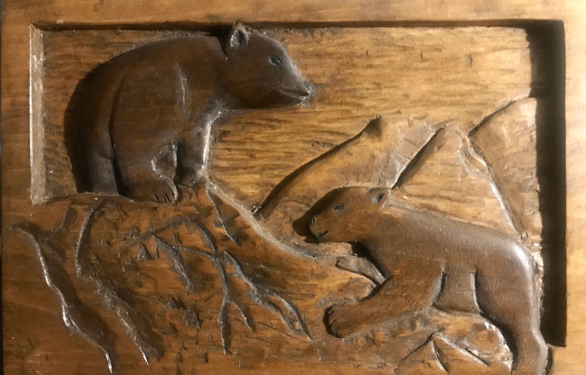WOOD CARVING OF BEAR CUBS
