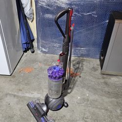 Dyson Animal Vacuum 2