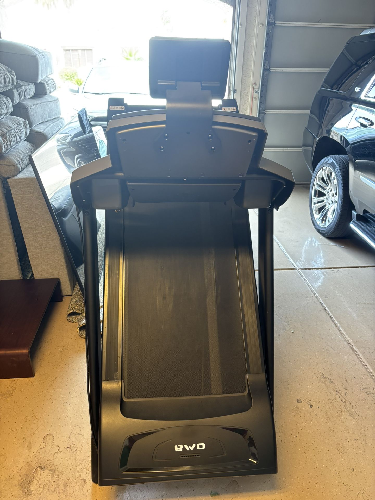 Treadmill OMA Used like New