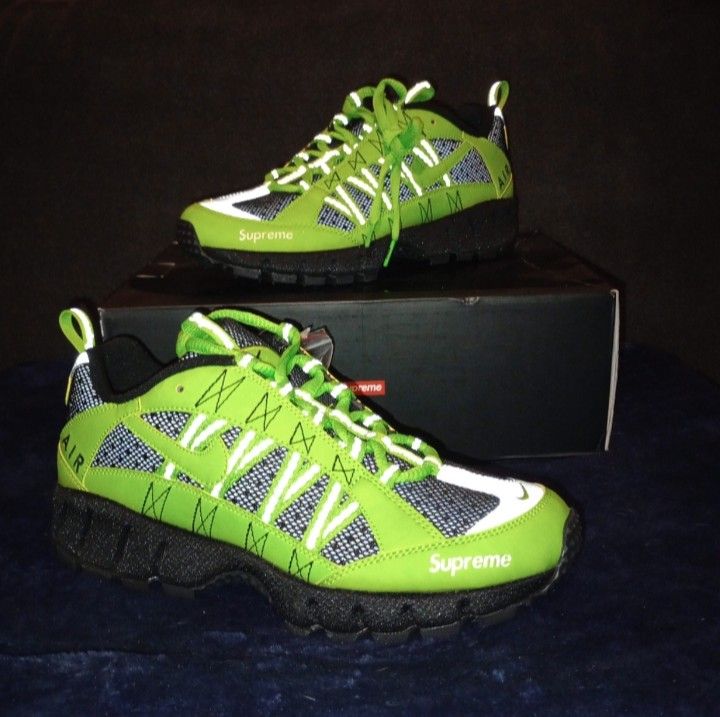 NWB Mens Nike Supreme x Air Humara 17 Size 9
