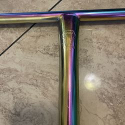 Used like New Pro scooter “Vokul Titanium Bar” Oil Slick 24w,27”H BUY TODAY, ENJOY TODAY! Check out my other listings thank you