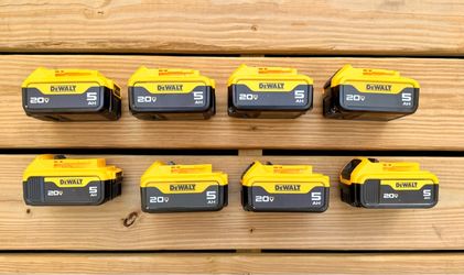 DeWalt ⚠️20V Max 5Ah Battery Pack x8