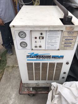 Air dryer