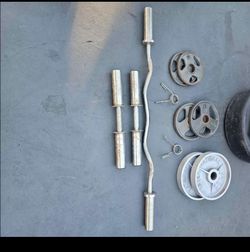 Lift sets and weights pieces