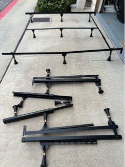 Metal bed frame