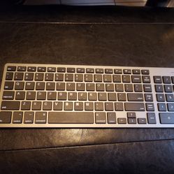 Bluetooth Keyboard ( Rechargeable Battery)