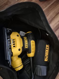 Dewalt sender