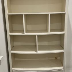 Bookshelf 
