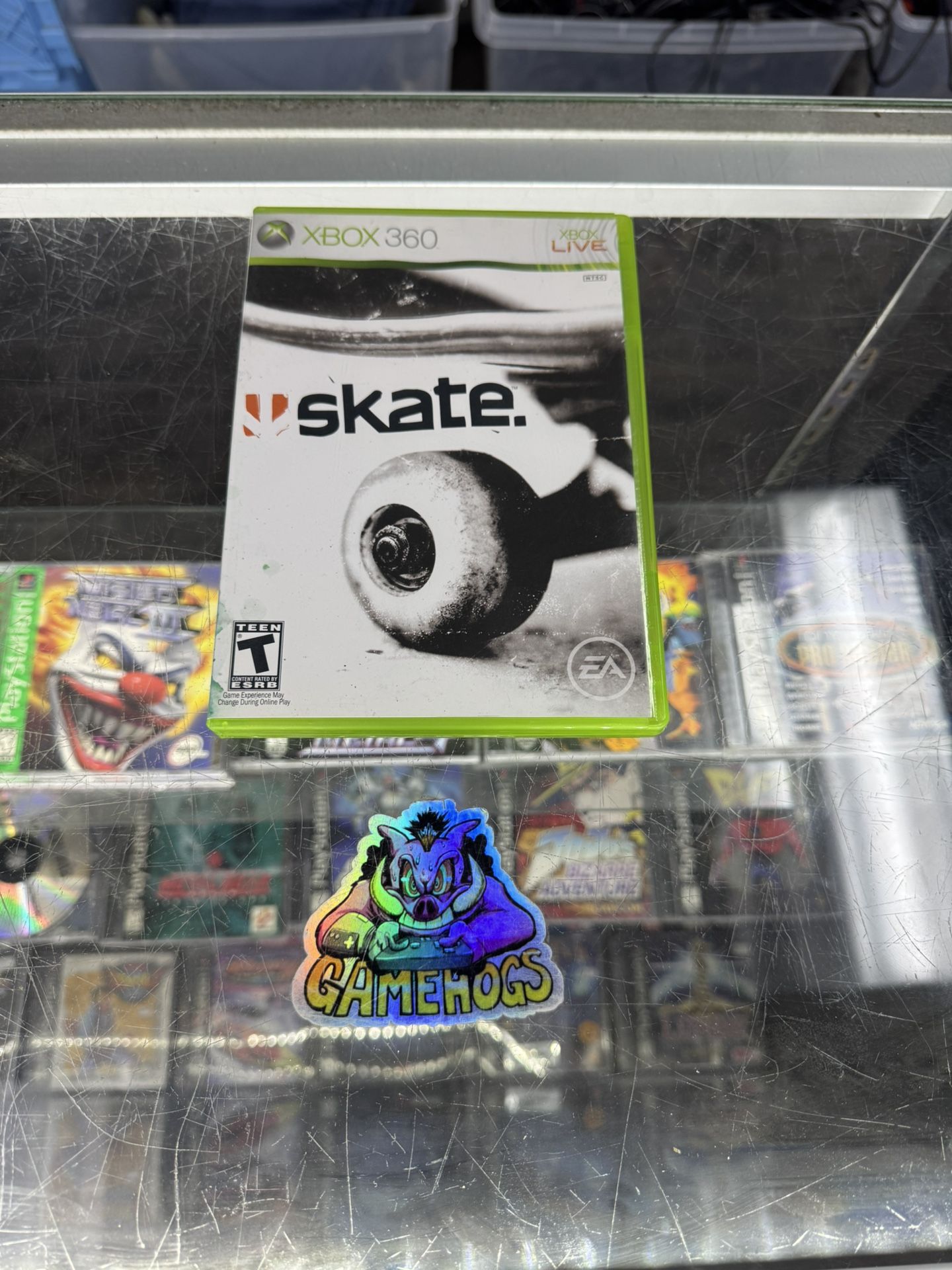 Skate Xbox 360 $25 Gamehogs 11am-7pm