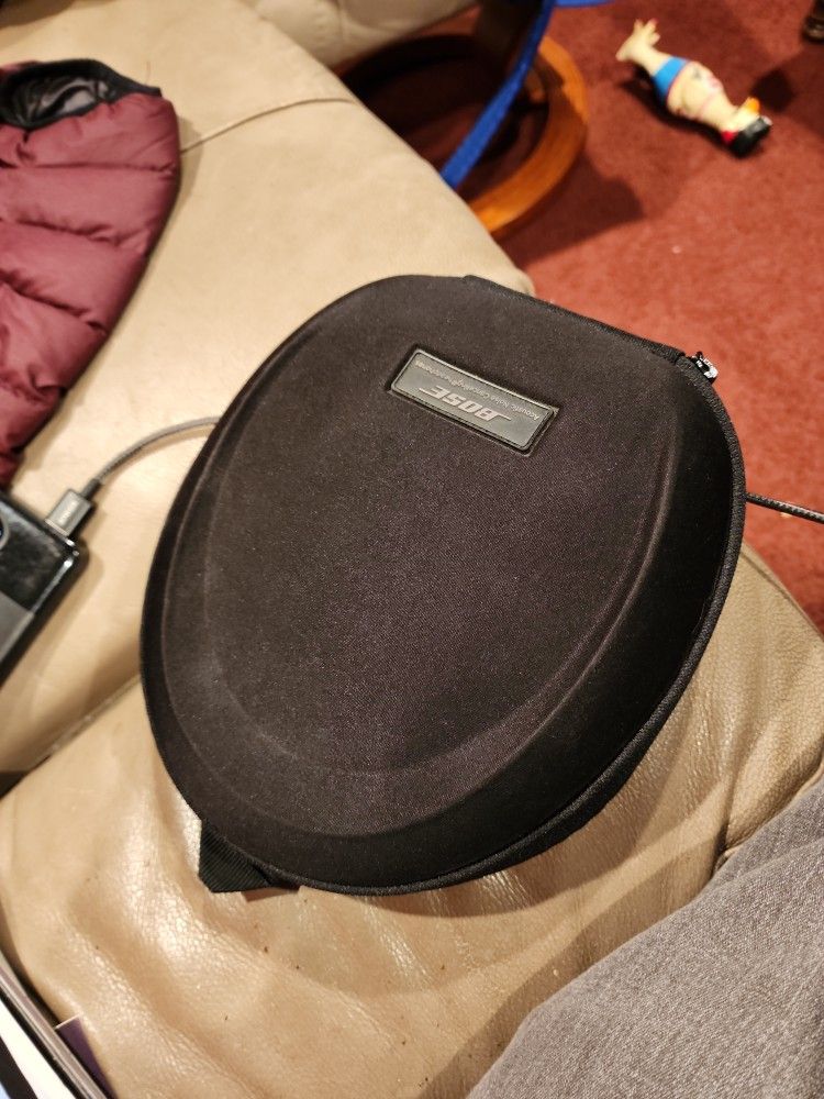 Bose QuietComfort 25 Headphones QC25 Acoustic Noise Cancelling Headset