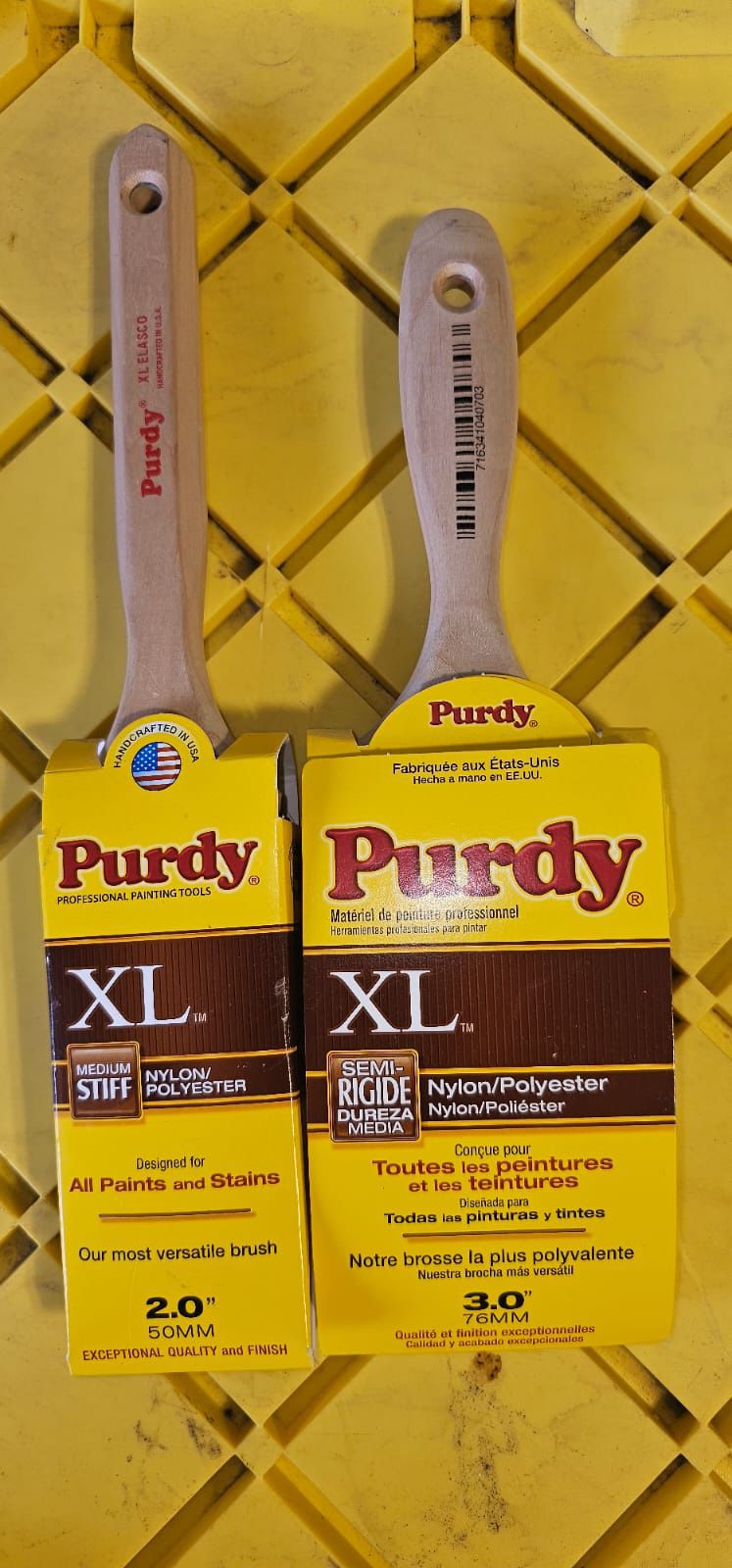 Purdue Paint Brushes Pair 