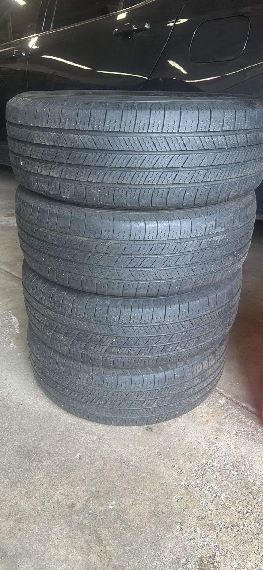 4 Michelin Defender T+H 205/65R16