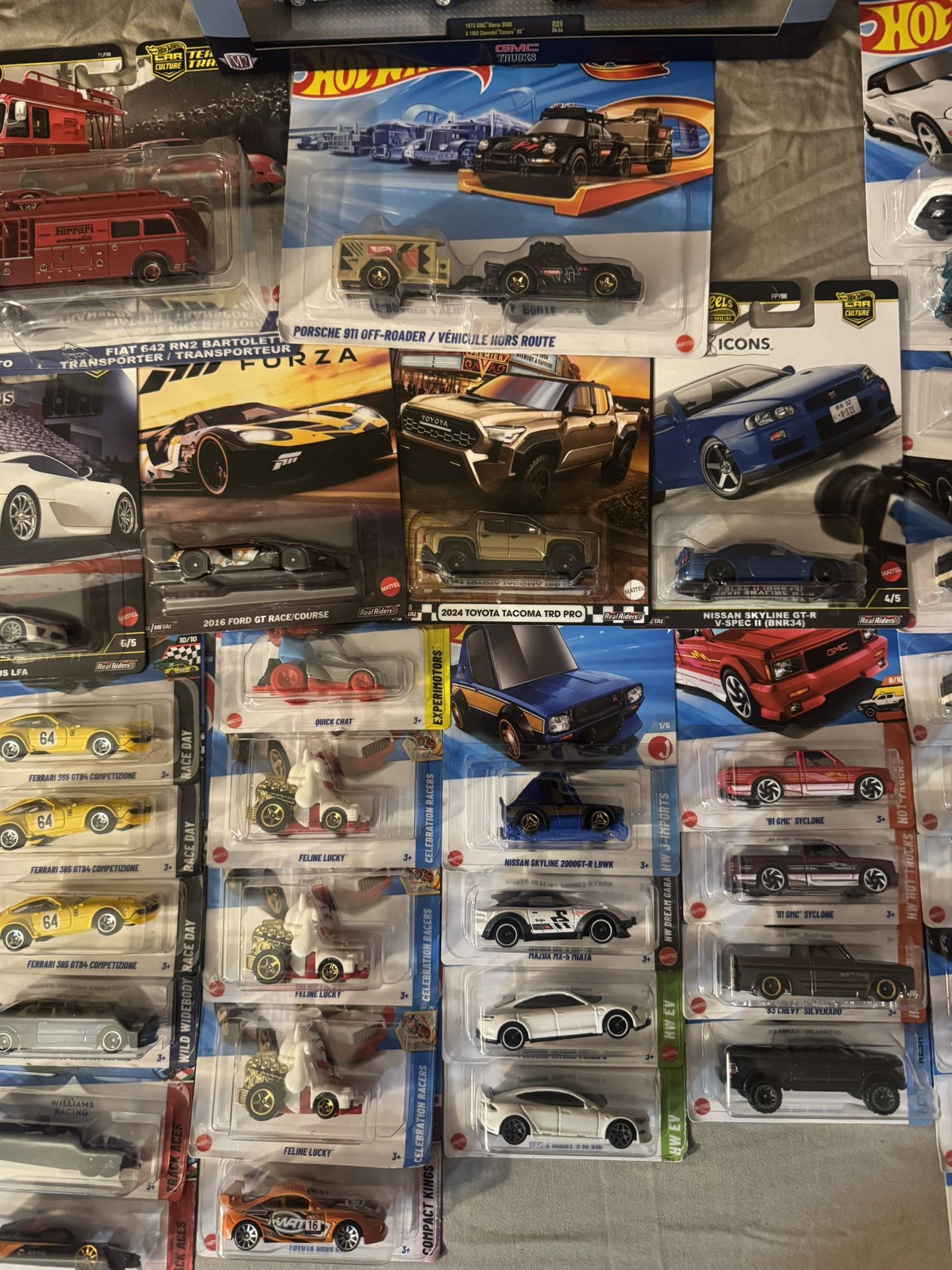 Ferrari ,Skyline,Fast And Furious, Hot Wheels