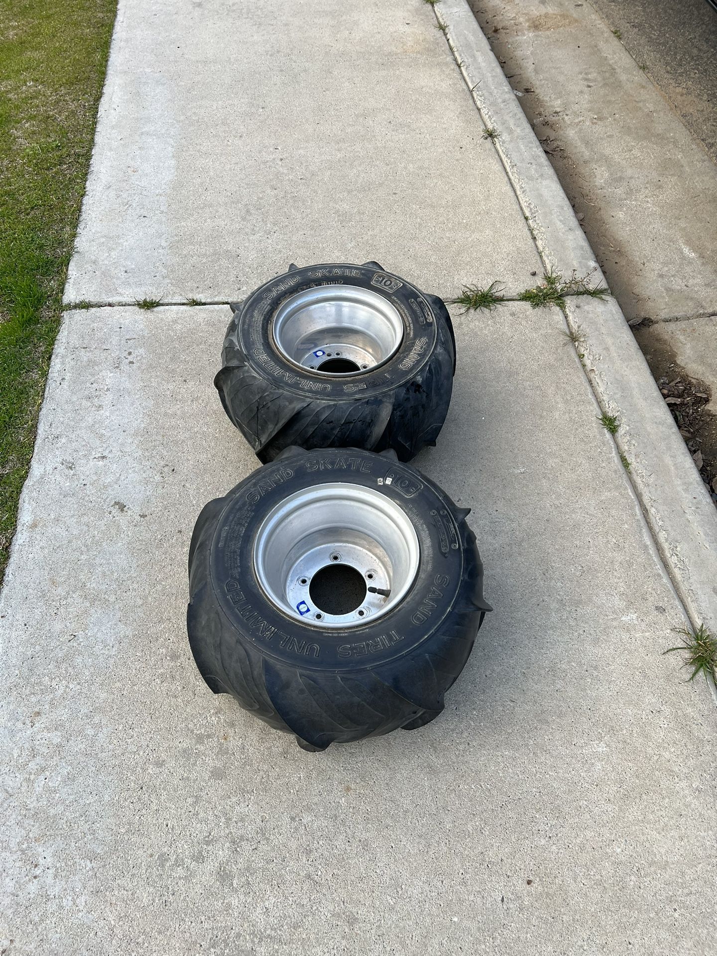 Paddle Tires for Sale in Bakersfield, CA OfferUp