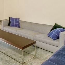 3 Piece Coffee Table Set Looks New