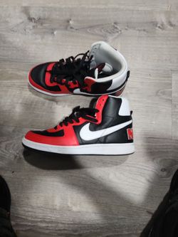 Nike