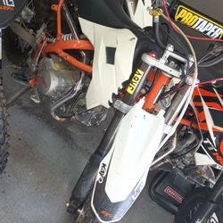 Beautiful 4 Stroke 125cc Dirt Bike