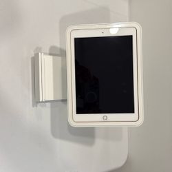 Square With iPad 6th Generation 
