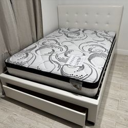 Full Size Bed Frame With Mattress 