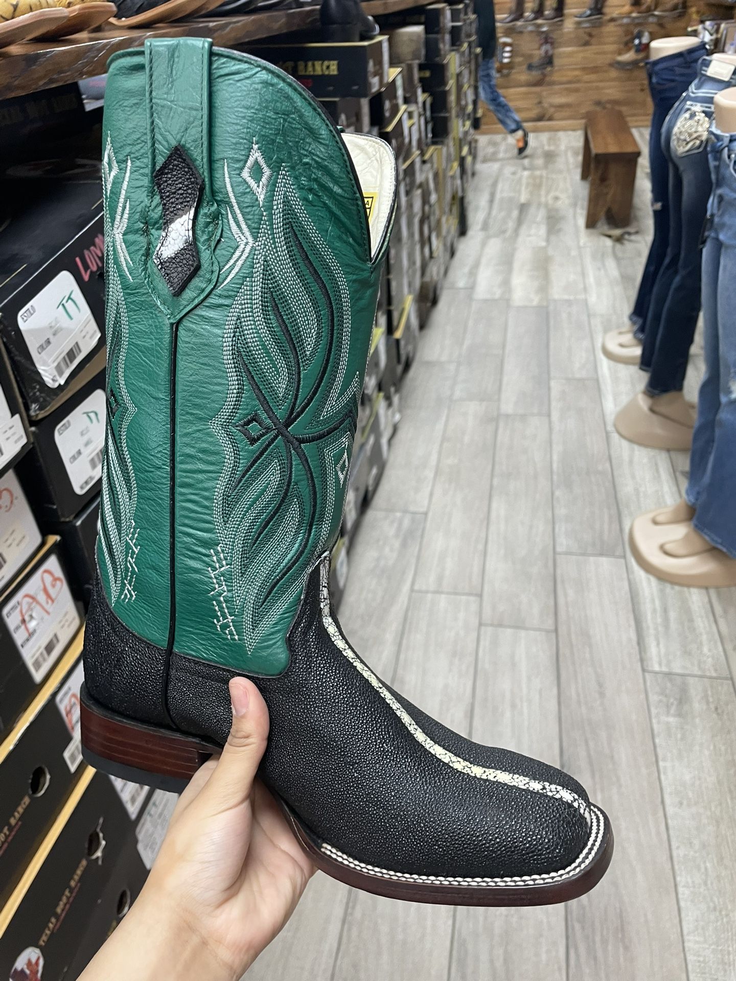 mens western boots