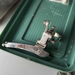 Campagnolo front derailer