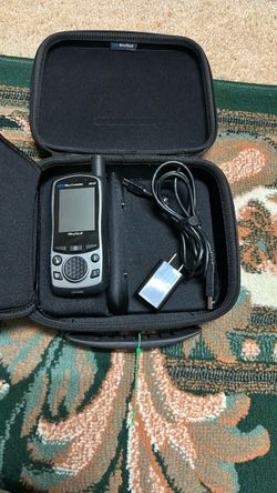 SkyGolf SkyCaddie SG5 Rangefinder GPD Portable Sky Caddie w/ Case 2.2” Screen