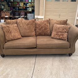 90” Couch & 64” Loveseat & 42” Coffee Table