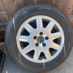 VOLVO RIM WITH TIRE 195/65/R15 VOLVO S60