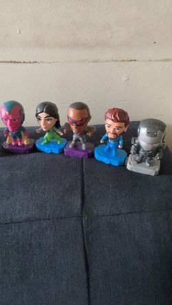 Marvel Mini Figure Set of  all perfect condition