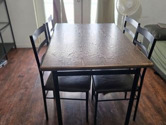 Kitchen table