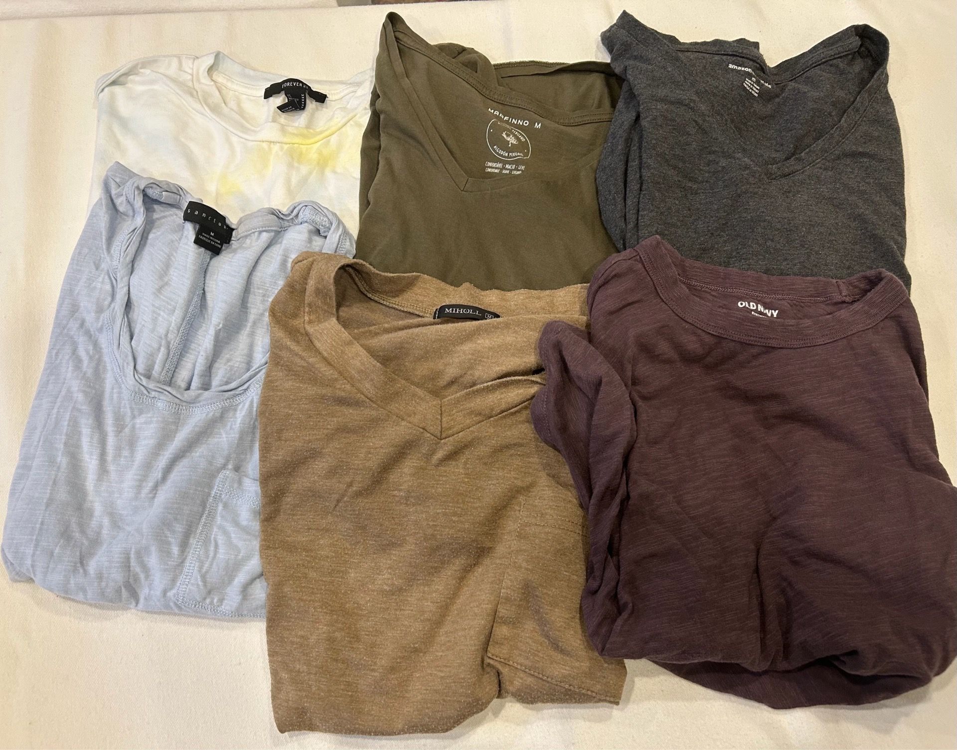 Women’s tshirt bundle medium