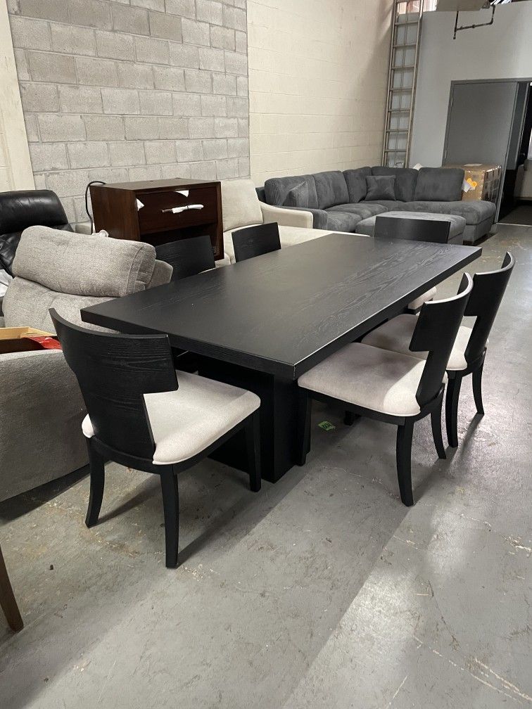 Abbyson Ainsley 7-Piece Dining Set