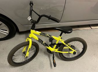 Huffy Rockit 18” Youth Bike With Training Wheels