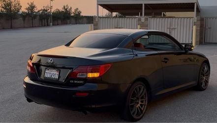 IS 350 C Lexus 2012