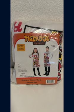 KING AND QUEEN OF HEARTS CARD SET