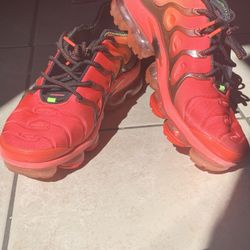 Nike Vapor Max Plus Size 9 Men’s