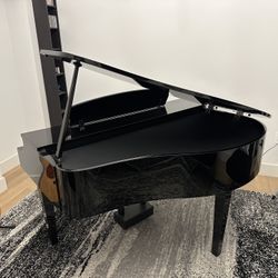 Clavinova Digital Grand Piano 