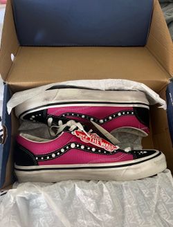 Pink pearlized vans men's 9.5