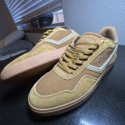NEW Lakai “terrace” Size 9 Wheat/ Gum Sole
