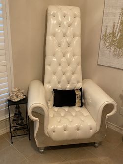 Gorgeous Diamond Tufted High Back Chairs (2)